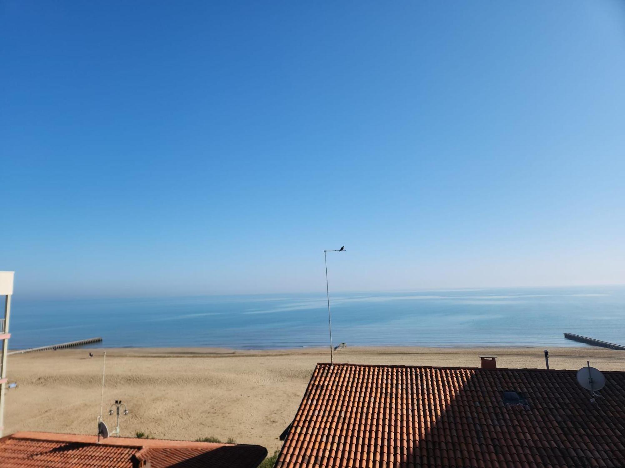 Residence Ambra Lido di Jesolo Buitenkant foto
